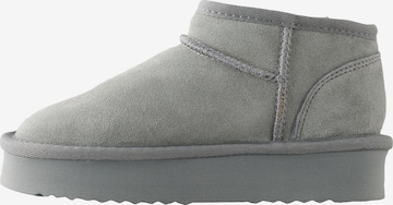 pilka Next Auliniai: priekis