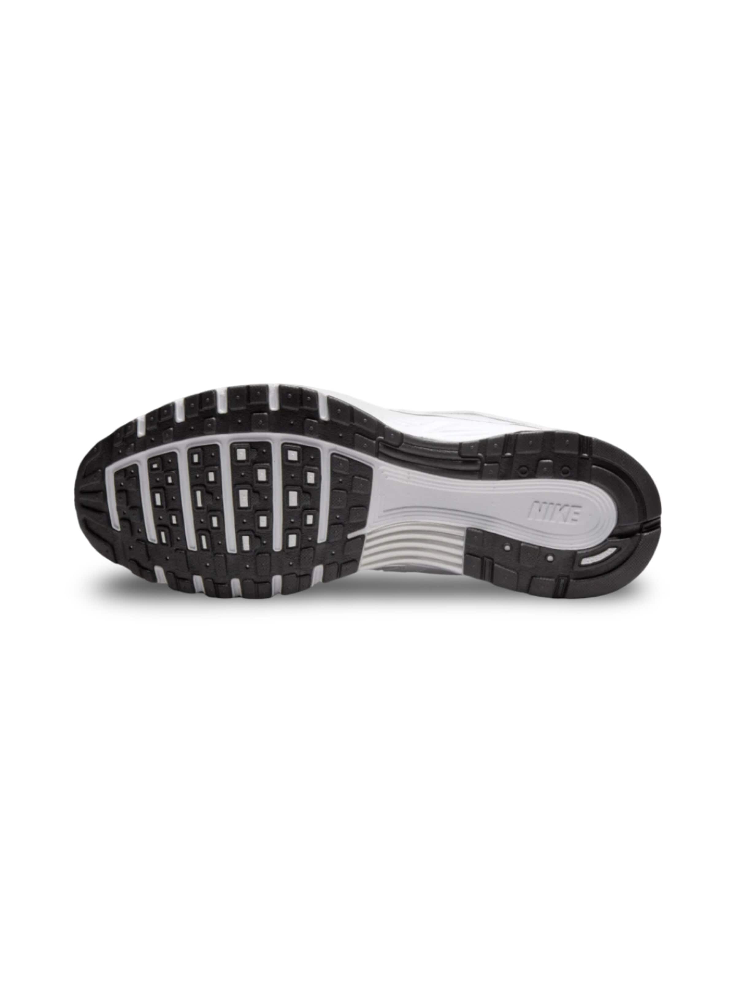 Sneaker bassa 'P-6000' di Nike Sportswear in argento