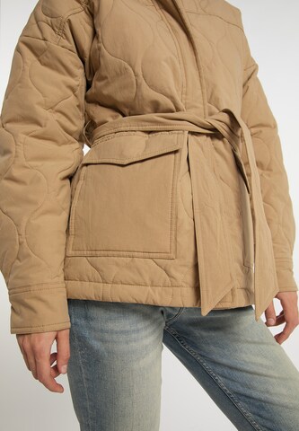 Veste mi-saison DreiMaster Vintage en beige