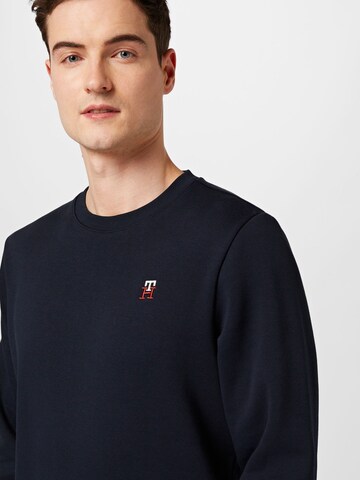 TOMMY HILFIGER Mikina – modrá