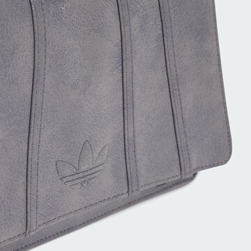 ADIDAS ORIGINALS Schoudertas in Grijs