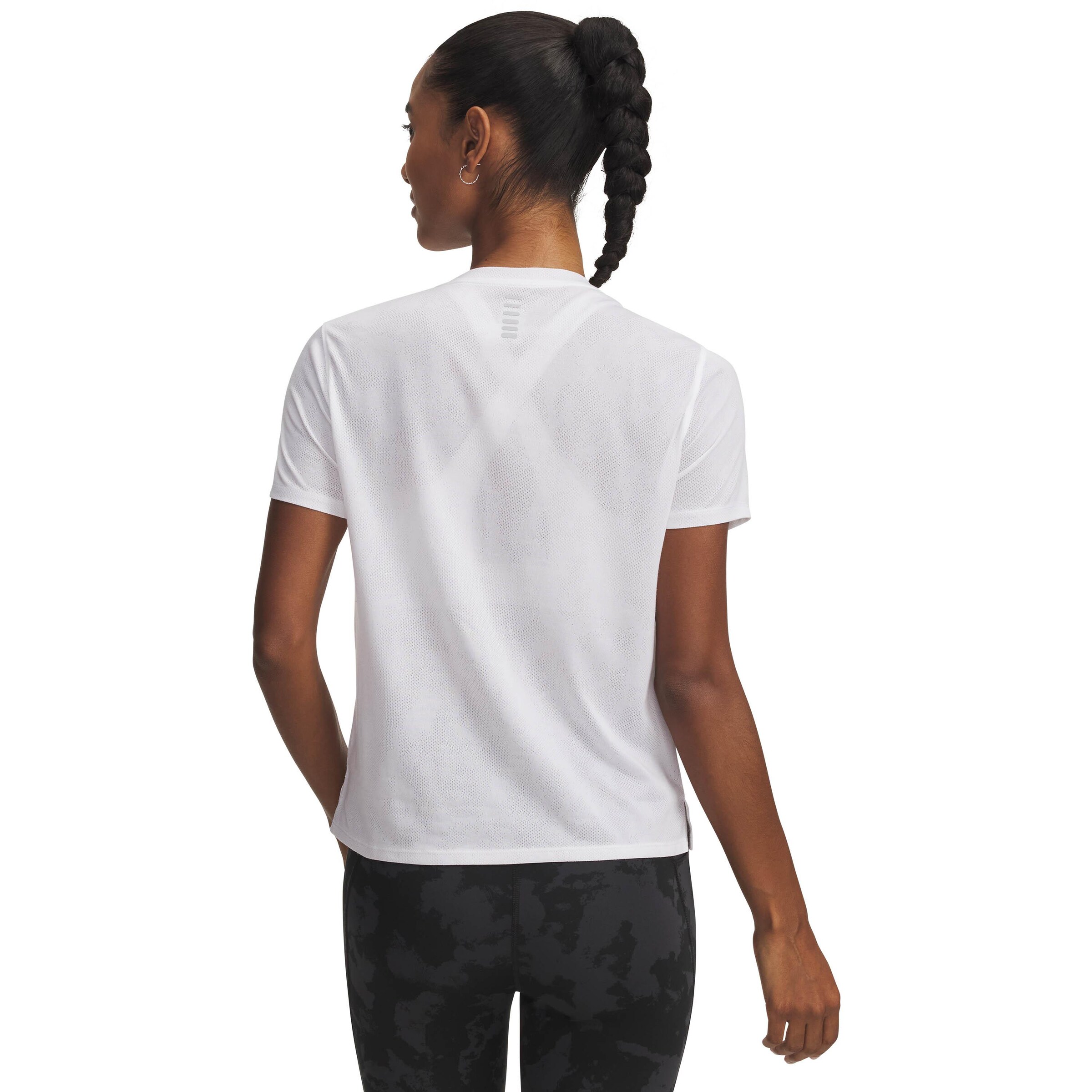 UNDER ARMOUR Performance Shirt in White