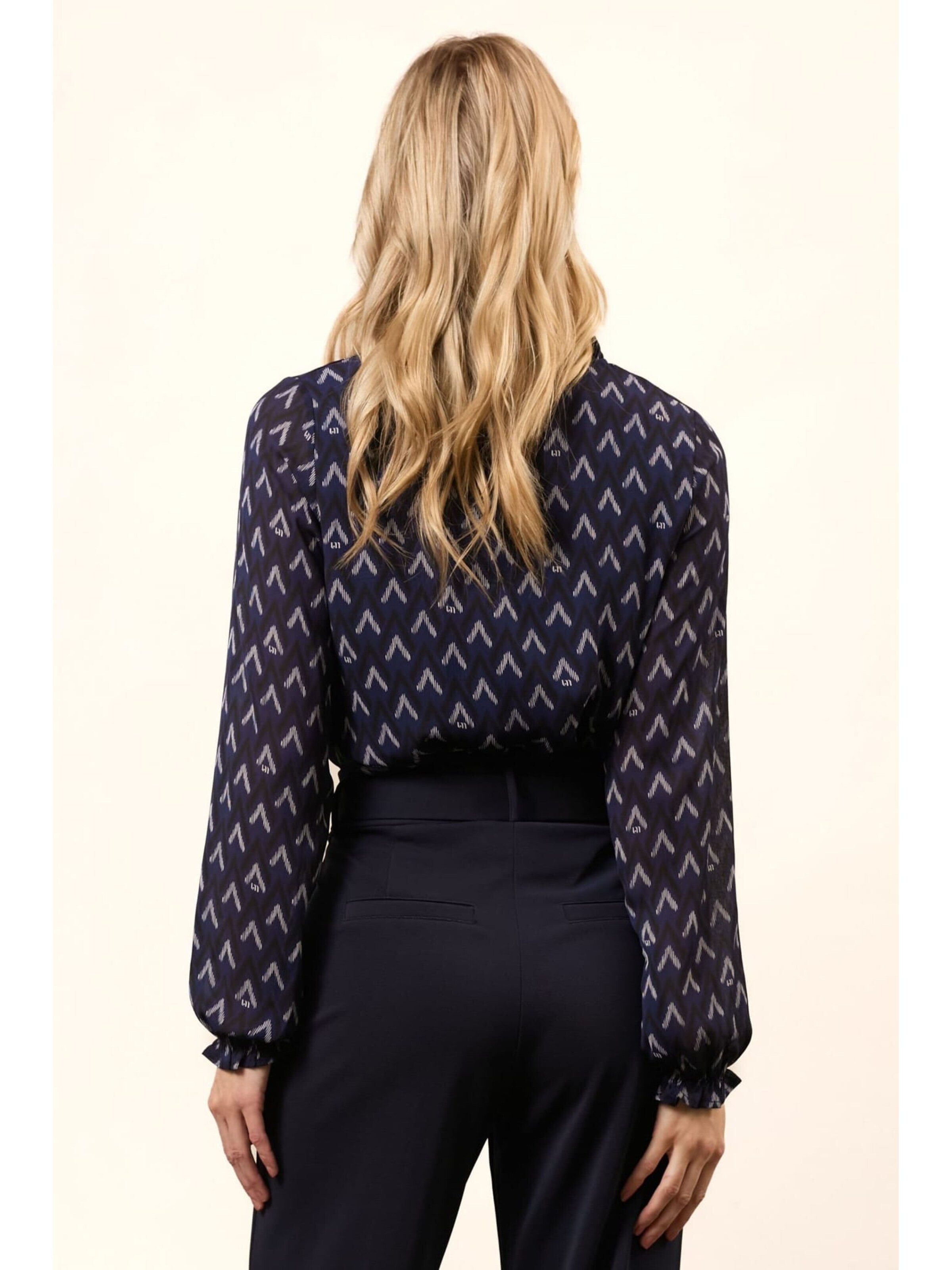 LOFTY MANNER Top 'QJ01 - Blouse Eliza' in Blauw