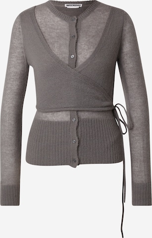 WEEKDAY Gebreid vest 'Drifa' in Grijs: voorkant