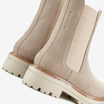 Elbsand Chelsea boots in Beige