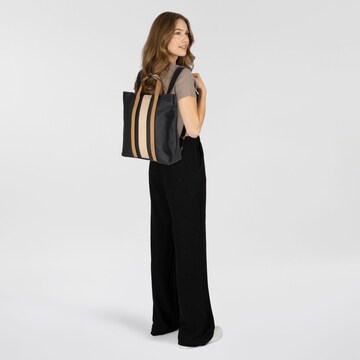 Sac à dos 'Zena' TOM TAILOR en noir