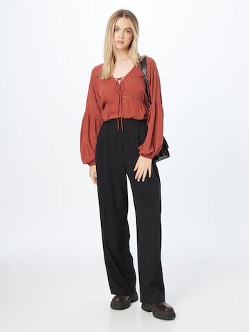 Camicia da donna 'Lexa' di ABOUT YOU in rosso