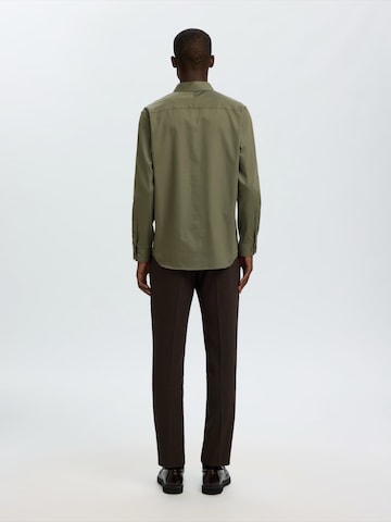 SELECTED - Ajuste estrecho Camisa en verde