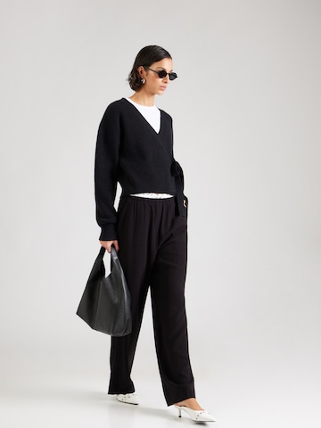 Geacă tricotată 'Cassandra' de la ABOUT YOU pe negru