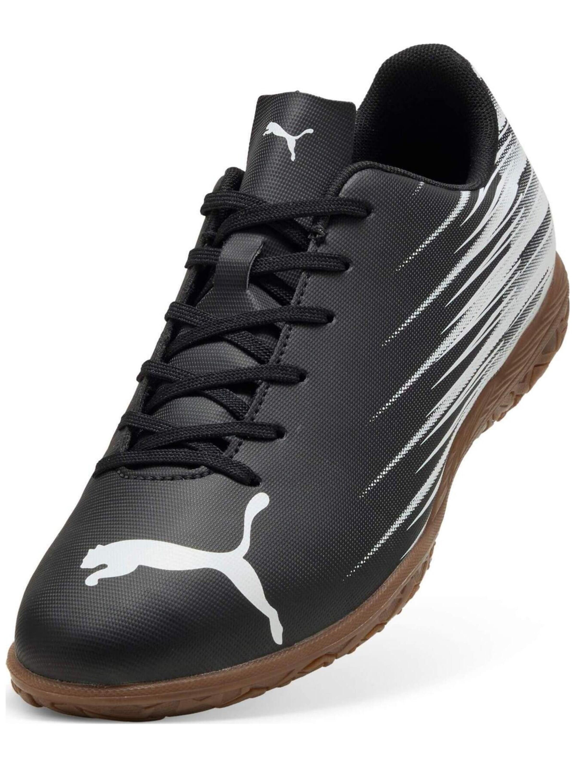 PUMA Soccer shoe in White