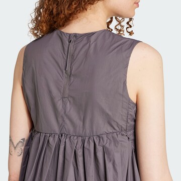 Robe de sport ADIDAS SPORTSWEAR en gris