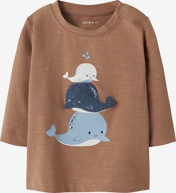 NAME IT - Camiseta 'NBMFAKIR' en marrón: frente