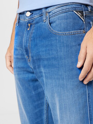 REPLAY Regular Jeans 'SANDOT' in Blau