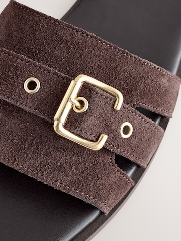 Next - Sapato aberto 'Forever Comfort' em castanho