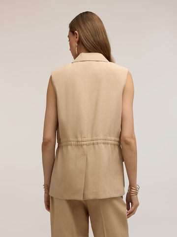 MOTIVI - Chaleco para traje en beige