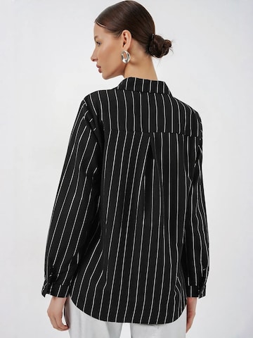 Maglietta di Bigdart in nero