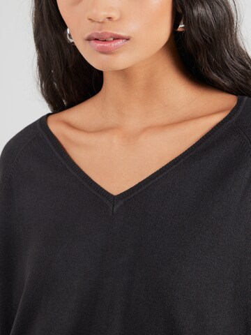 LEVI'S ® Trui 'Petal' in Zwart