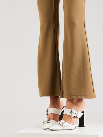 VERO MODA Flared Trousers in Green