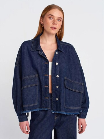Veste mi-saison Dilvin en bleu : devant