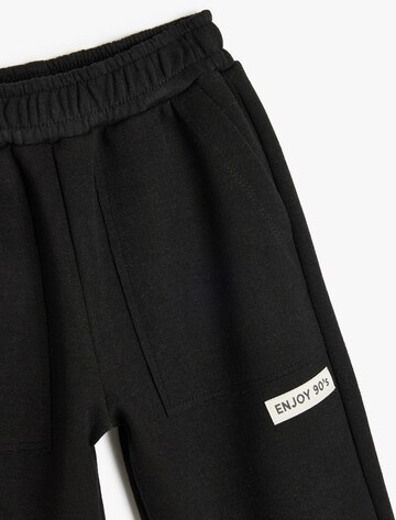 Koton Regular Broek in Zwart