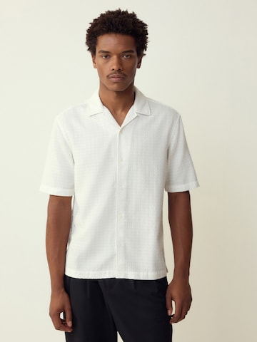 Next Regular fit Overhemd in Beige: voorkant