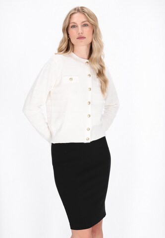 balta DreiMaster Klassik Kardiganas: priekis