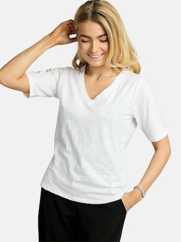 Liberte Essentiel Top ' ULLA ' in White: front