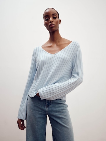 Pullover 'Fenja' di ABOUT YOU x Marie von Behrens in blu: frontale