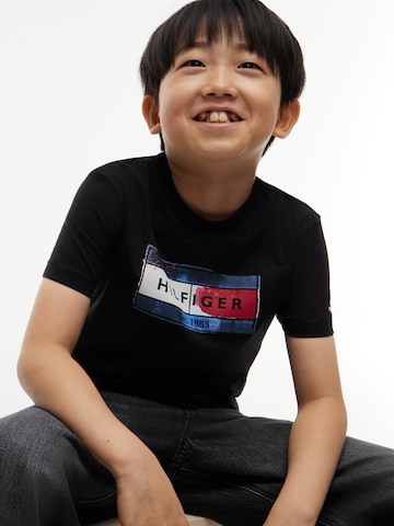 Tricou de la TOMMY HILFIGER pe negru