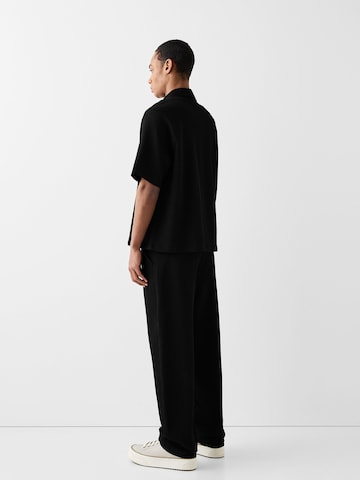 Bershka Loosefit Hose in Schwarz