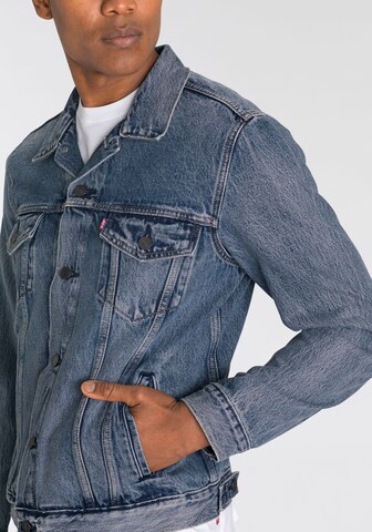 LEVI'S ® Φθινοπωρινό και ανοιξιάτικο μπουφάν 'The Trucker Jacket' σε μπλε