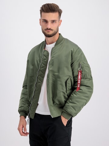 ALPHA INDUSTRIES Демисезонная куртка 'MA-1' в Зеленый: спереди