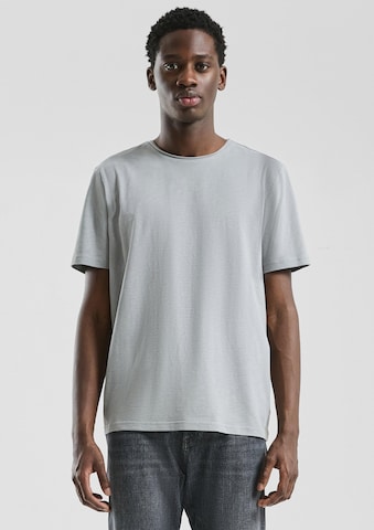 QS Shirt in Grau: Vorderseite