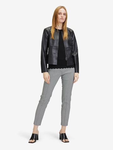 Betty Barclay Slimfit Pantalon in Zwart