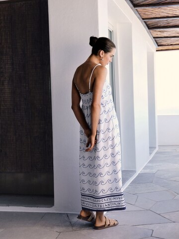 Robe Next en blanc