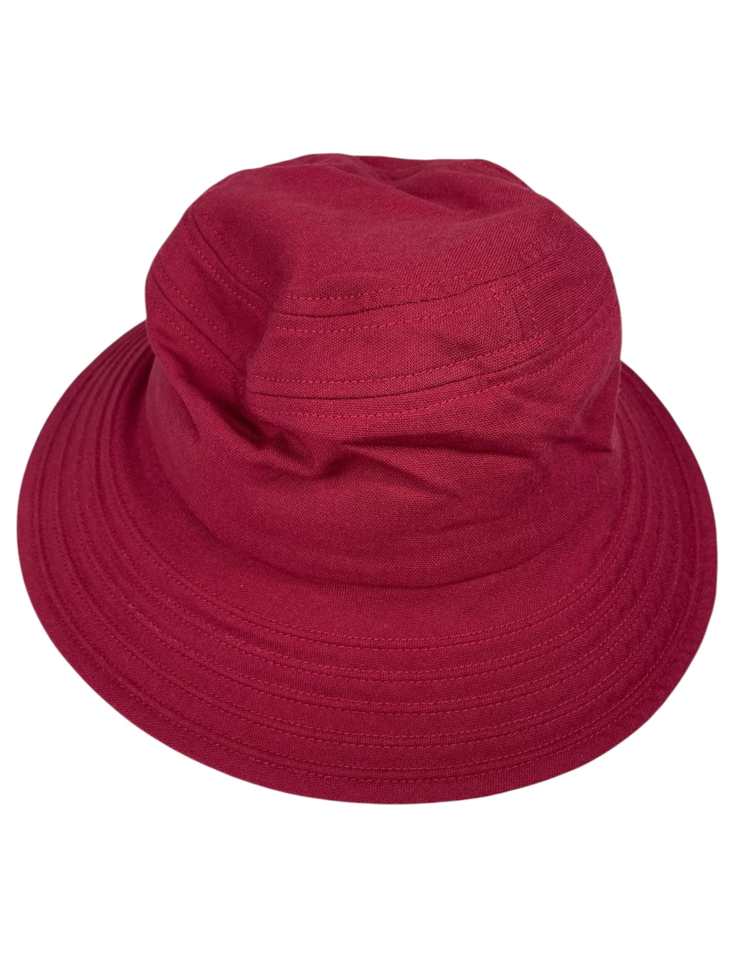 Kumixi - Sombrero en rojo: frente