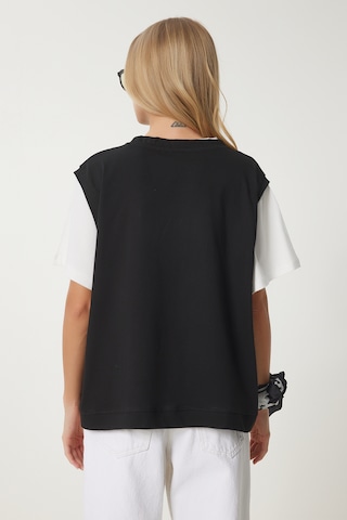 Happiness İstanbul Póló - fekete