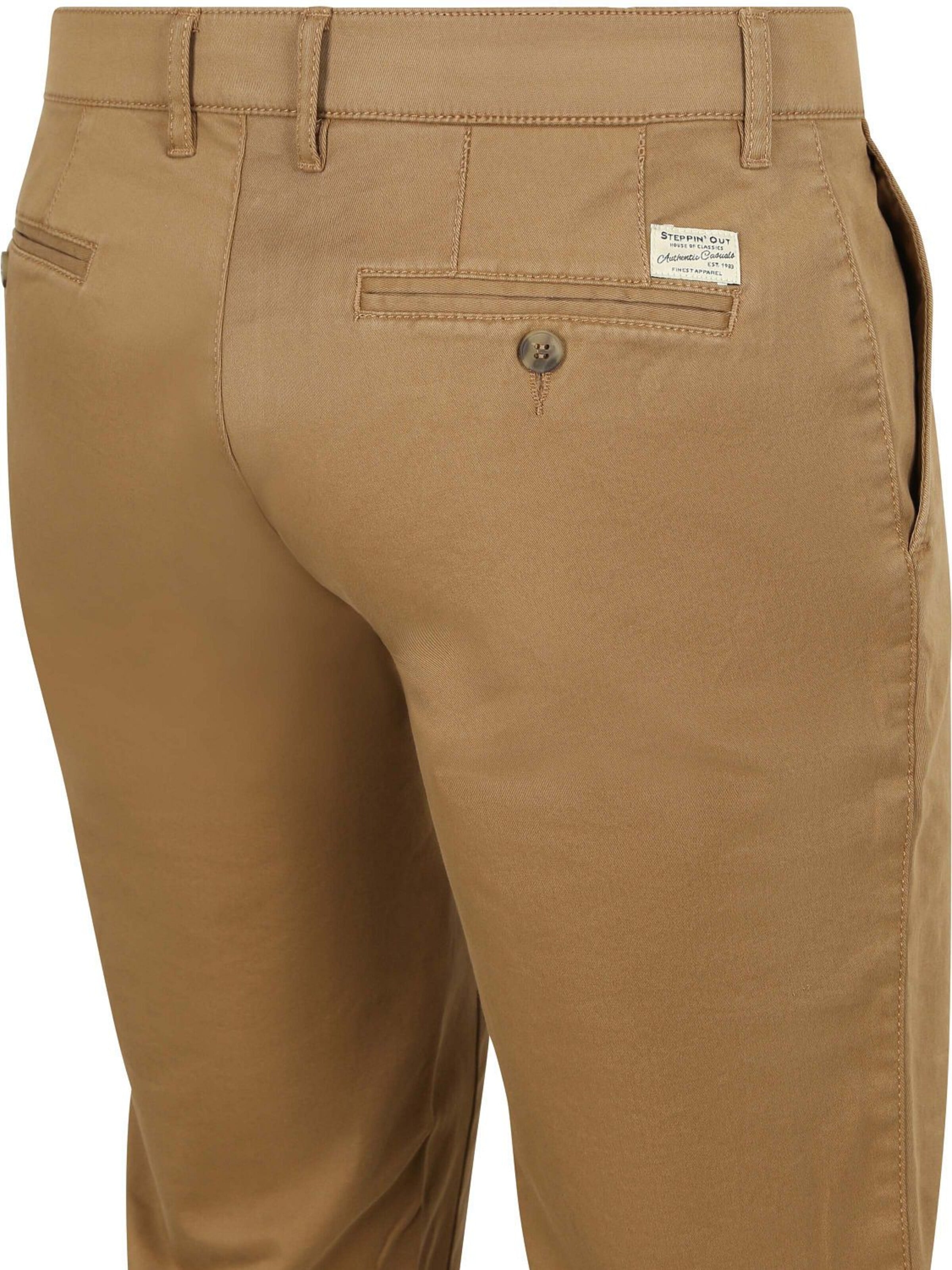 Steppin' out Slimfit Chino in Bruin