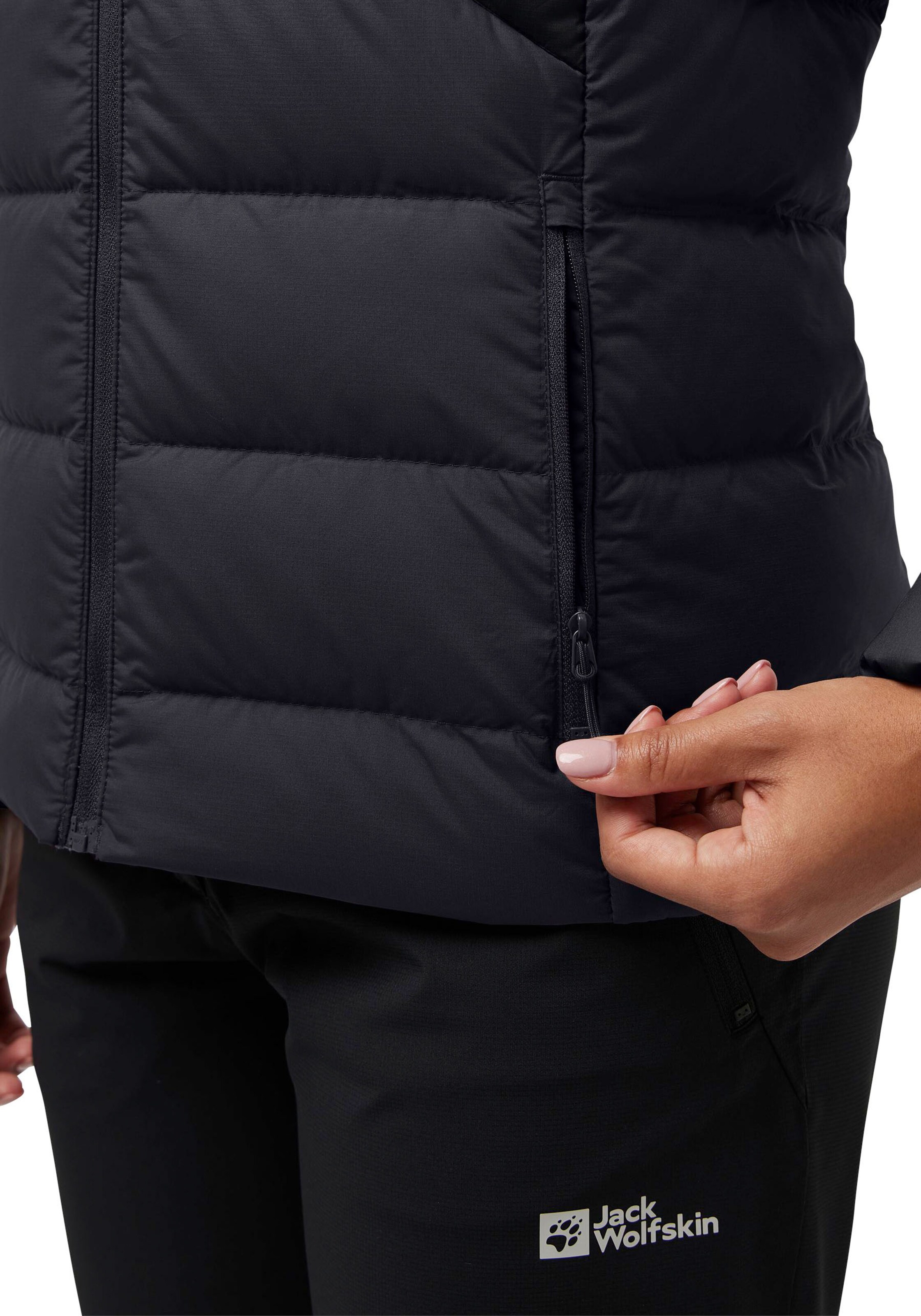 JACK WOLFSKIN Outdoor Jacket in Black