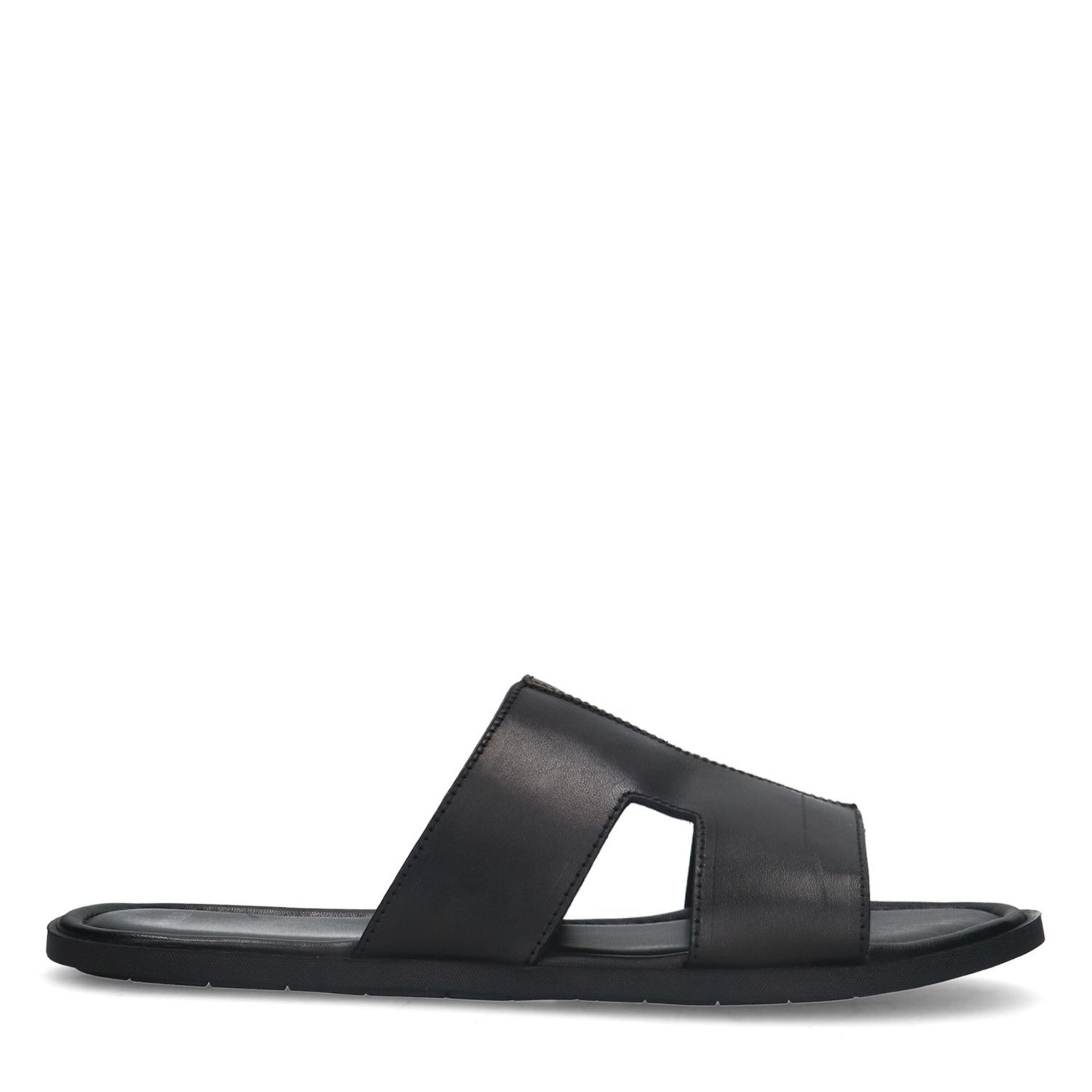 MANFIELD Mules in Black