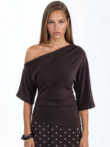 Camicia da donna di Busem in marrone: frontale