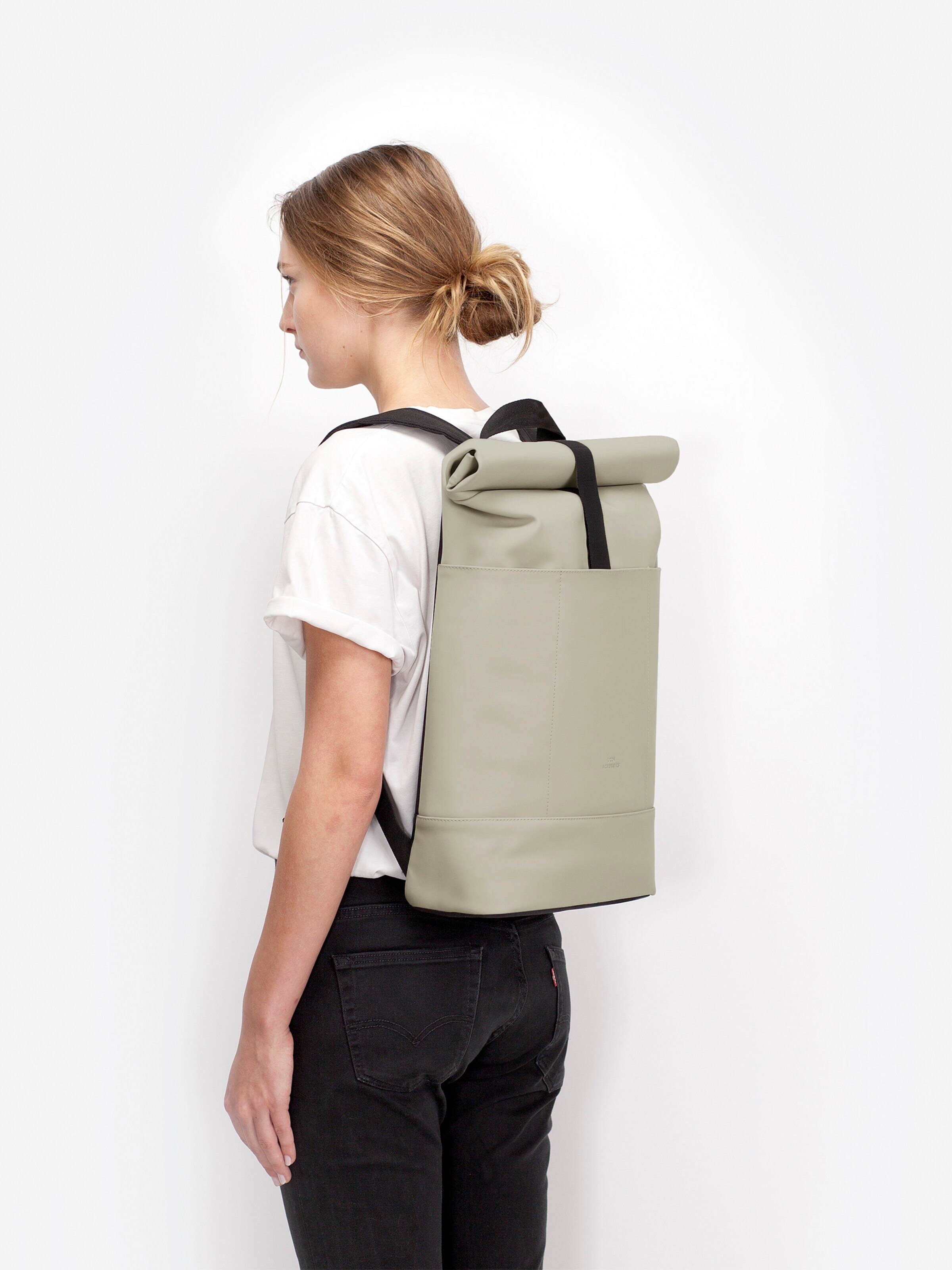 Ucon Acrobatics Backpack 'Hajo Medium Lotus' in Green: front