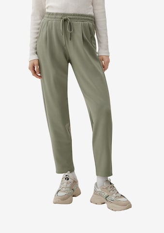 Coupe slim Pantalon à pince QS en vert : devant