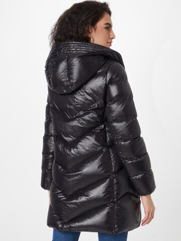 BOSS Zimní bunda 'Petrana' – černá