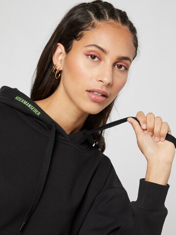 Hoermanseder x About You Sweatshirt 'Polly' in Black