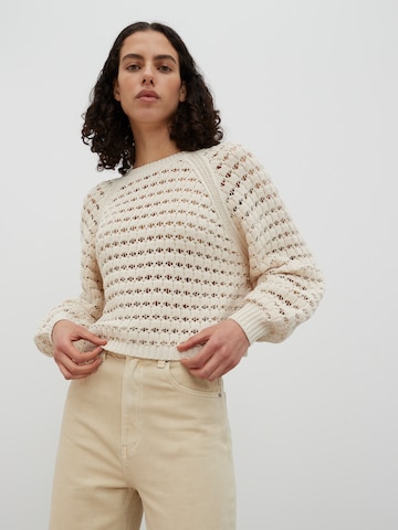 EDITED Sweater 'Tiare' in Beige: front