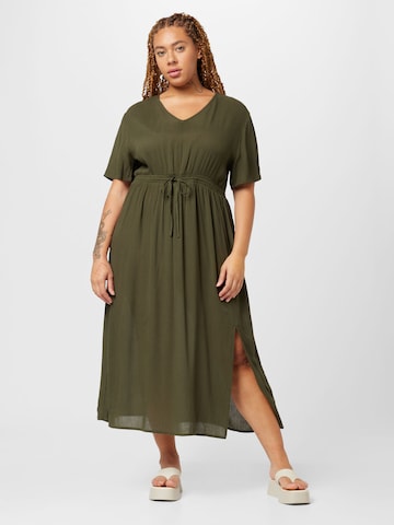 ABOUT YOU Curvy Kleid 'Emmy' in Grün: Vorderseite