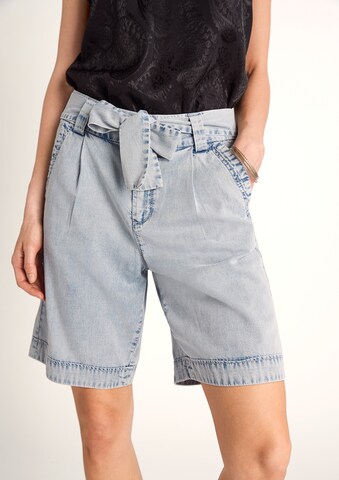 COMMA Loose fit Pleated Jeans in Blue