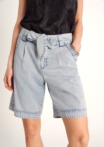 COMMA Loose fit Pleated Jeans in Blue