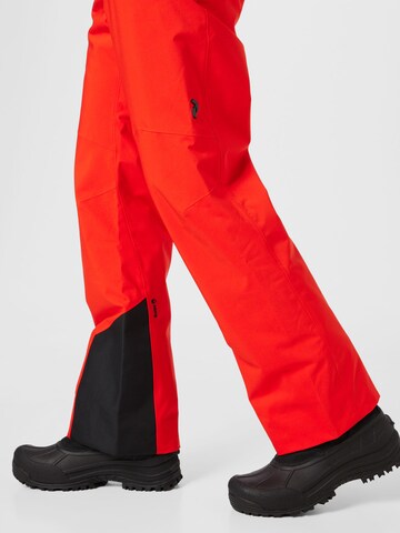 PEAK PERFORMANCEregular Sportske hlače - crvena boja